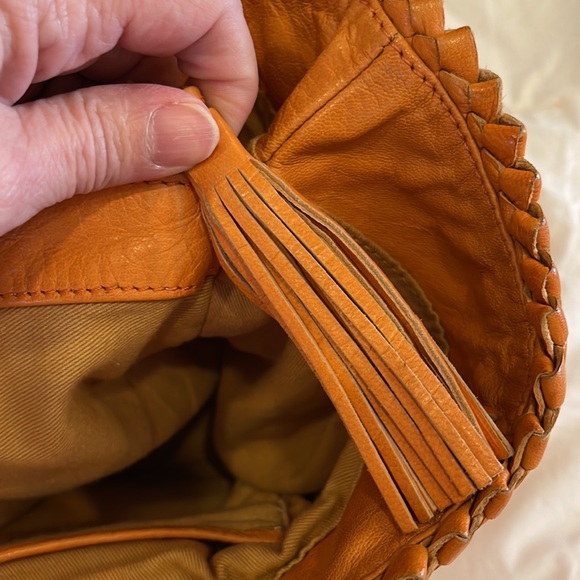 Beautiful genuine leather Pons Quintana orange handbag. - Picture 9 of 15